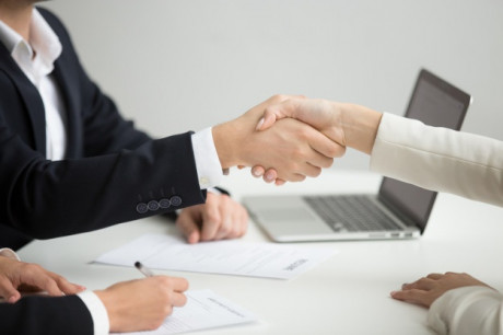 1679362549_hr-handshaking-successful-candidate-getting-hired-new-job-closeup_1163-4688.jpg