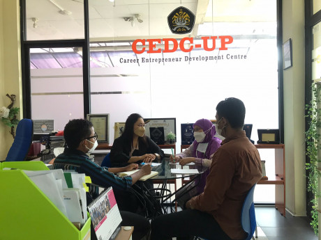 1674032422_diskusi_ts.jpeg